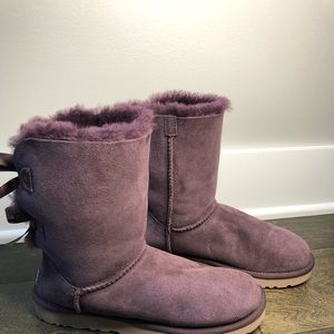 Bailey Bow II Ugg Boots (deep purple)
